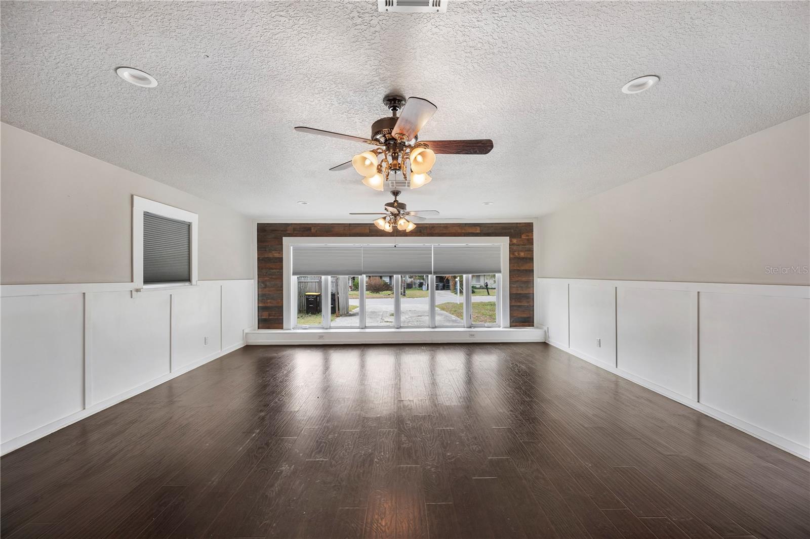 Image 8 of 43 For 132 Alachua Drive