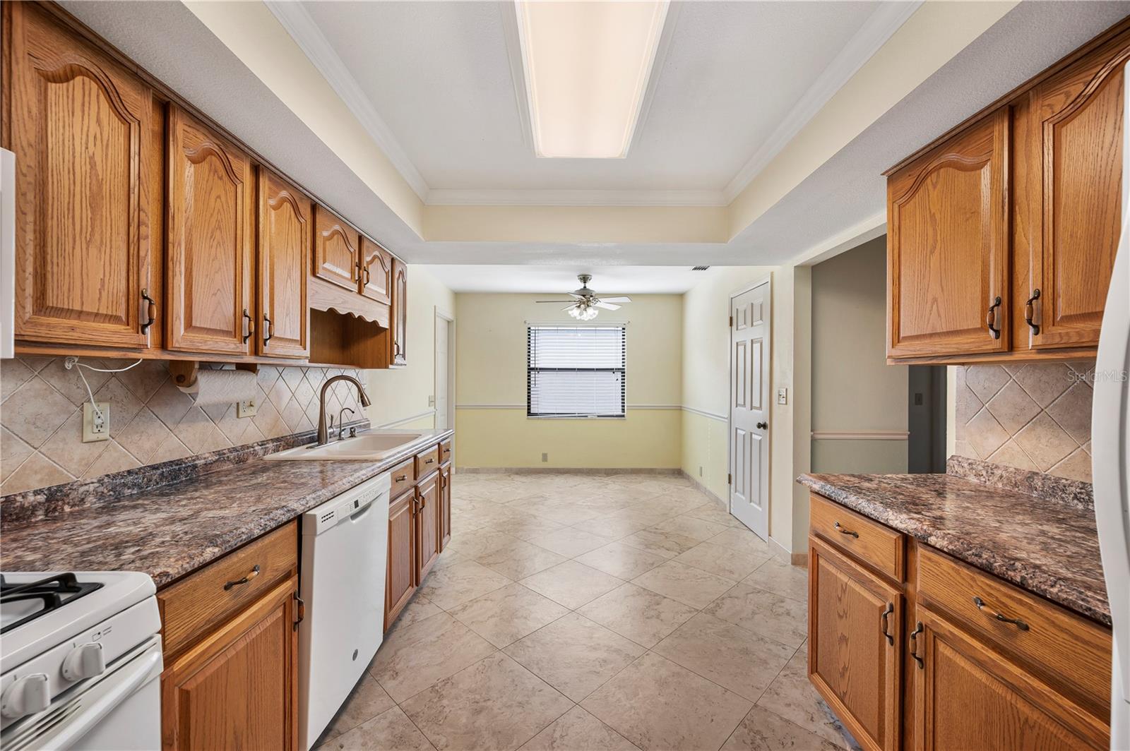 Image 11 of 42 For 730 Canberra Road