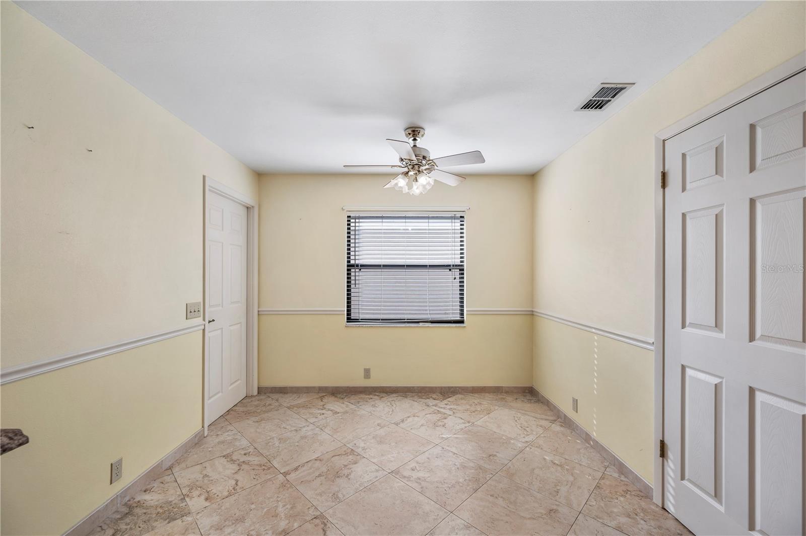 Image 14 of 42 For 730 Canberra Road