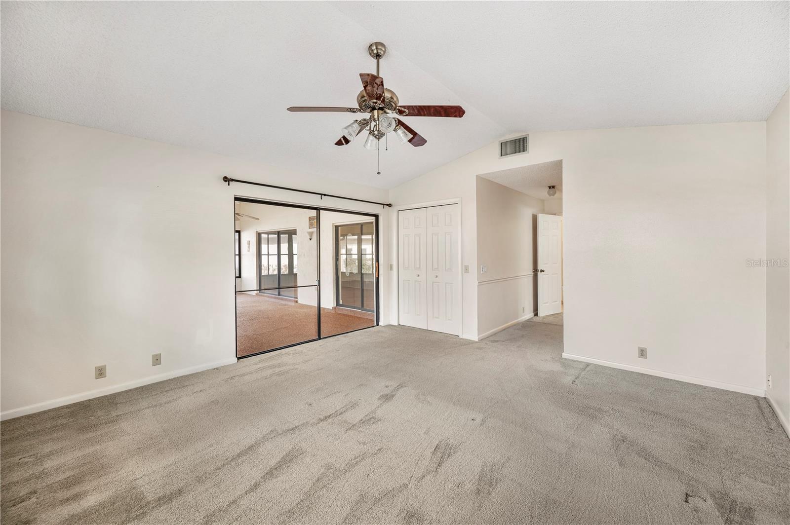 Image 15 of 42 For 730 Canberra Road