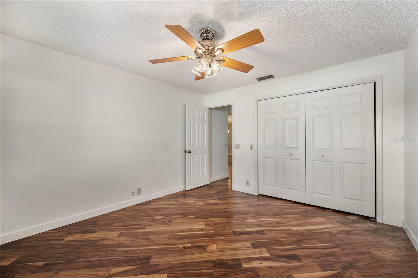 Image 21 of 42 For 730 Canberra Road