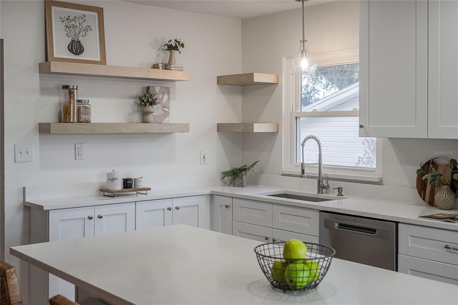 Image 8 of 27 For 4930 Sharon Avenue