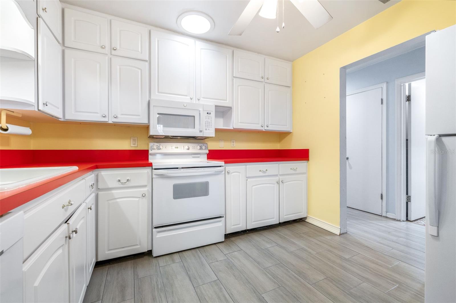 Image 12 of 54 For 319 Granada Road