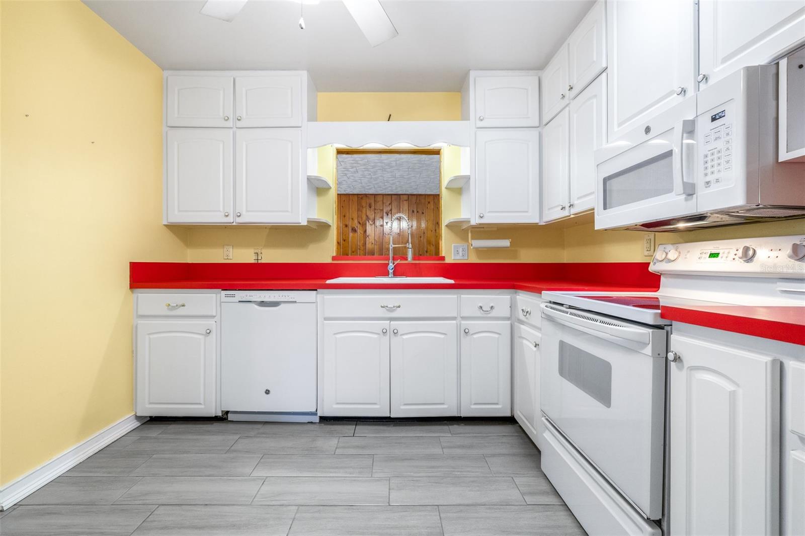 Image 14 of 54 For 319 Granada Road