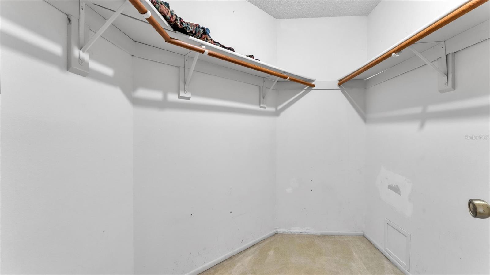 Image 14 of 38 For 908 Whisper Lake Drive