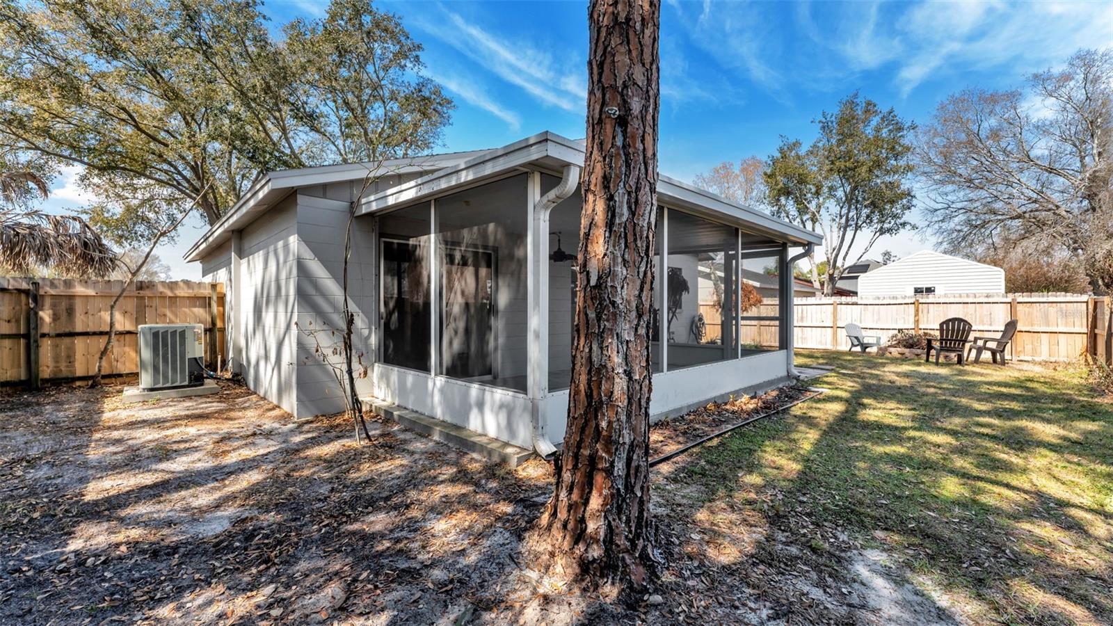 Image 28 of 38 For 908 Whisper Lake Drive