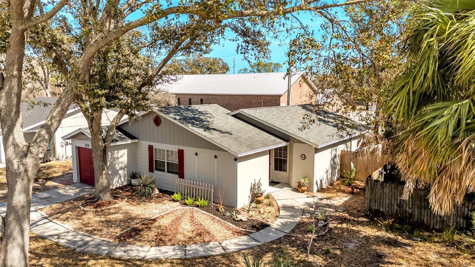 Image 32 of 38 For 908 Whisper Lake Drive