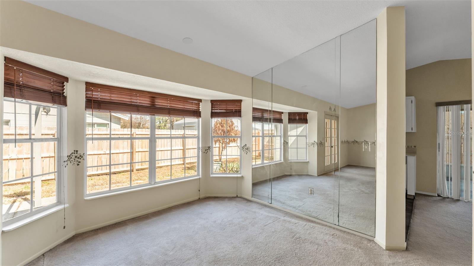 Image 7 of 38 For 908 Whisper Lake Drive