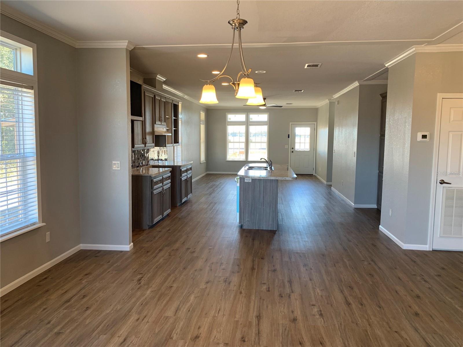 Image 11 of 21 For 2542 Mountain Lake Cutoff Road