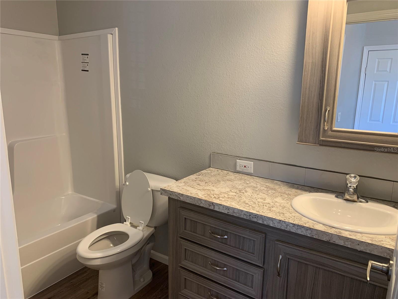 Image 20 of 21 For 2542 Mountain Lake Cutoff Road