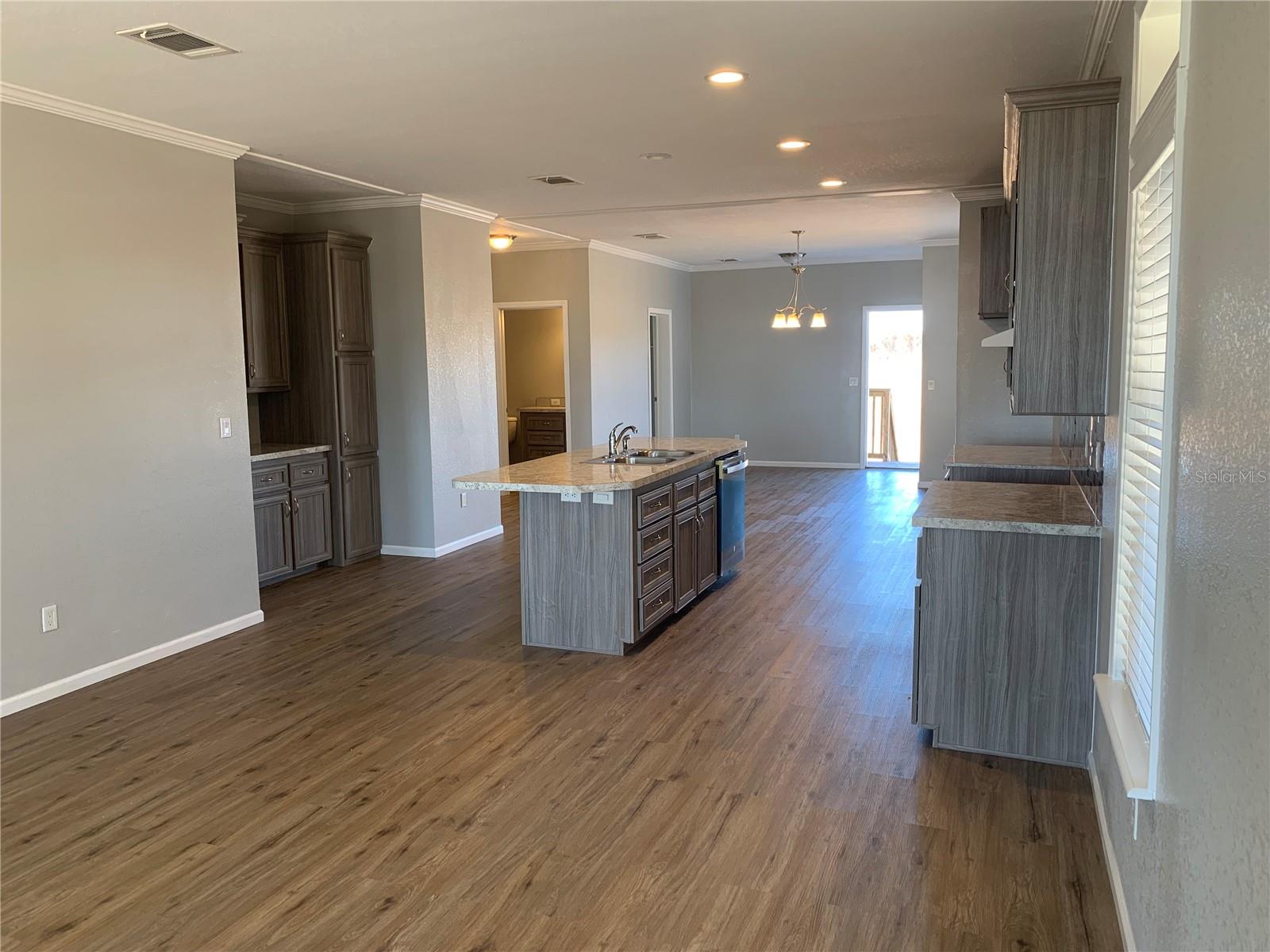 Image 8 of 21 For 2542 Mountain Lake Cutoff Road