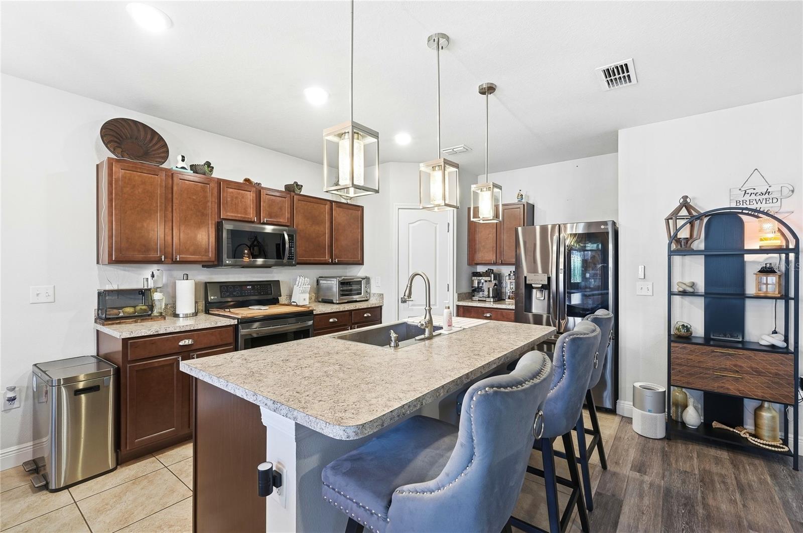 Image 12 of 36 For 224 Tanager Street