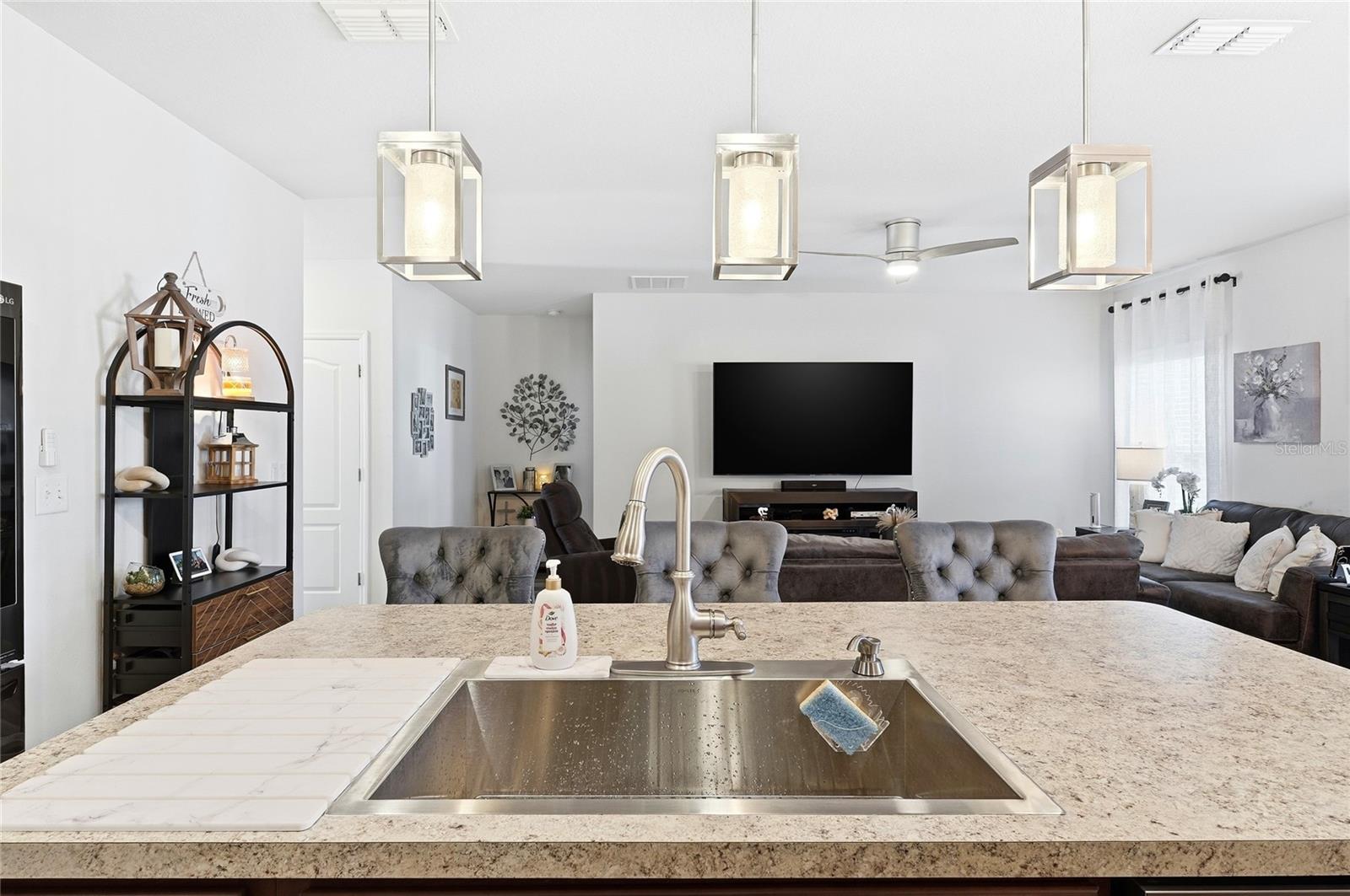 Image 15 of 36 For 224 Tanager Street