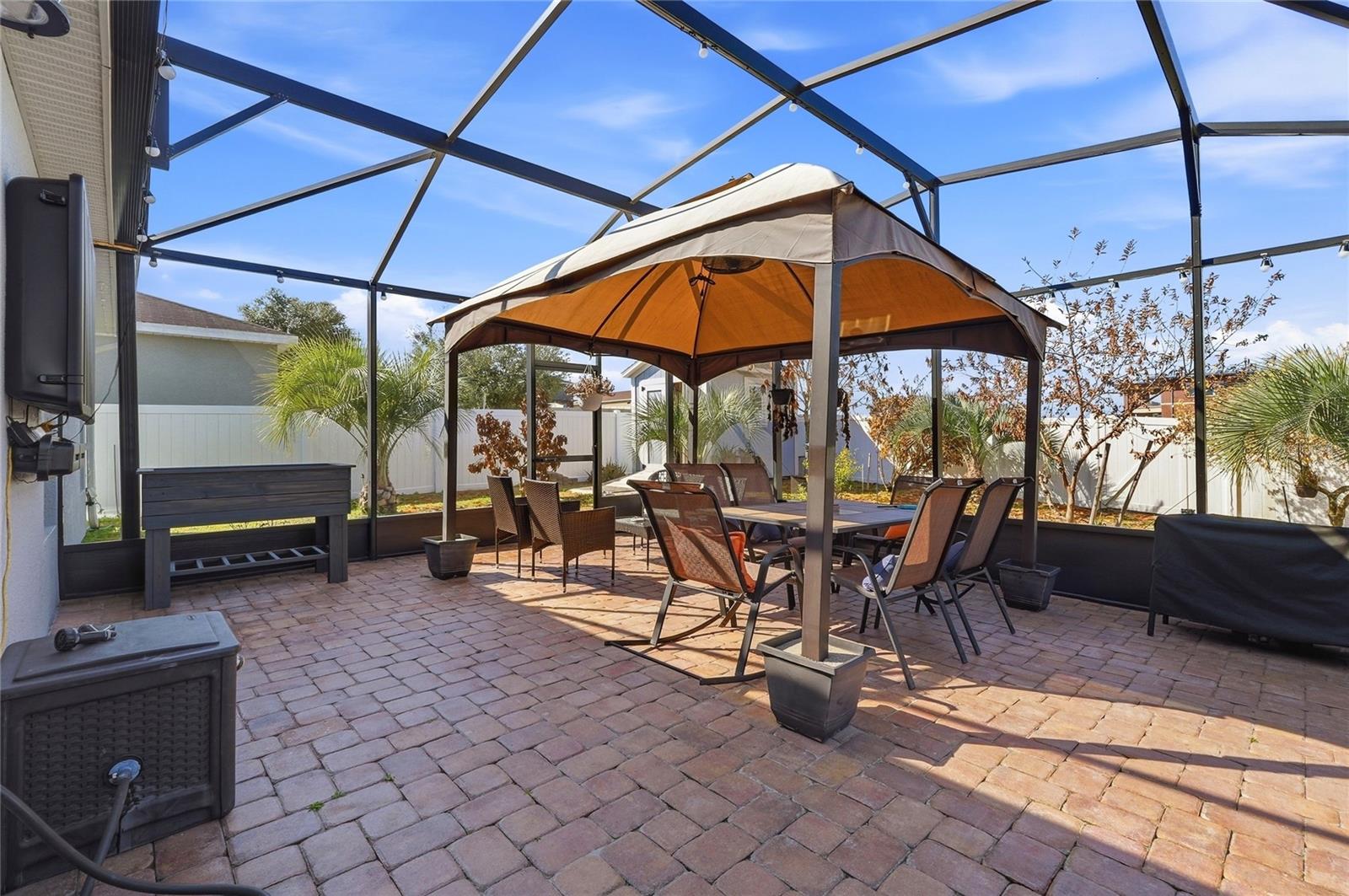 Image 18 of 36 For 224 Tanager Street