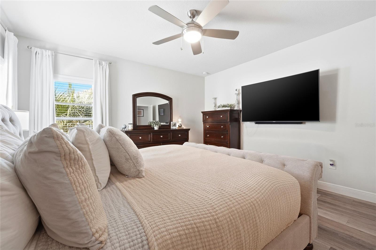 Image 22 of 36 For 224 Tanager Street