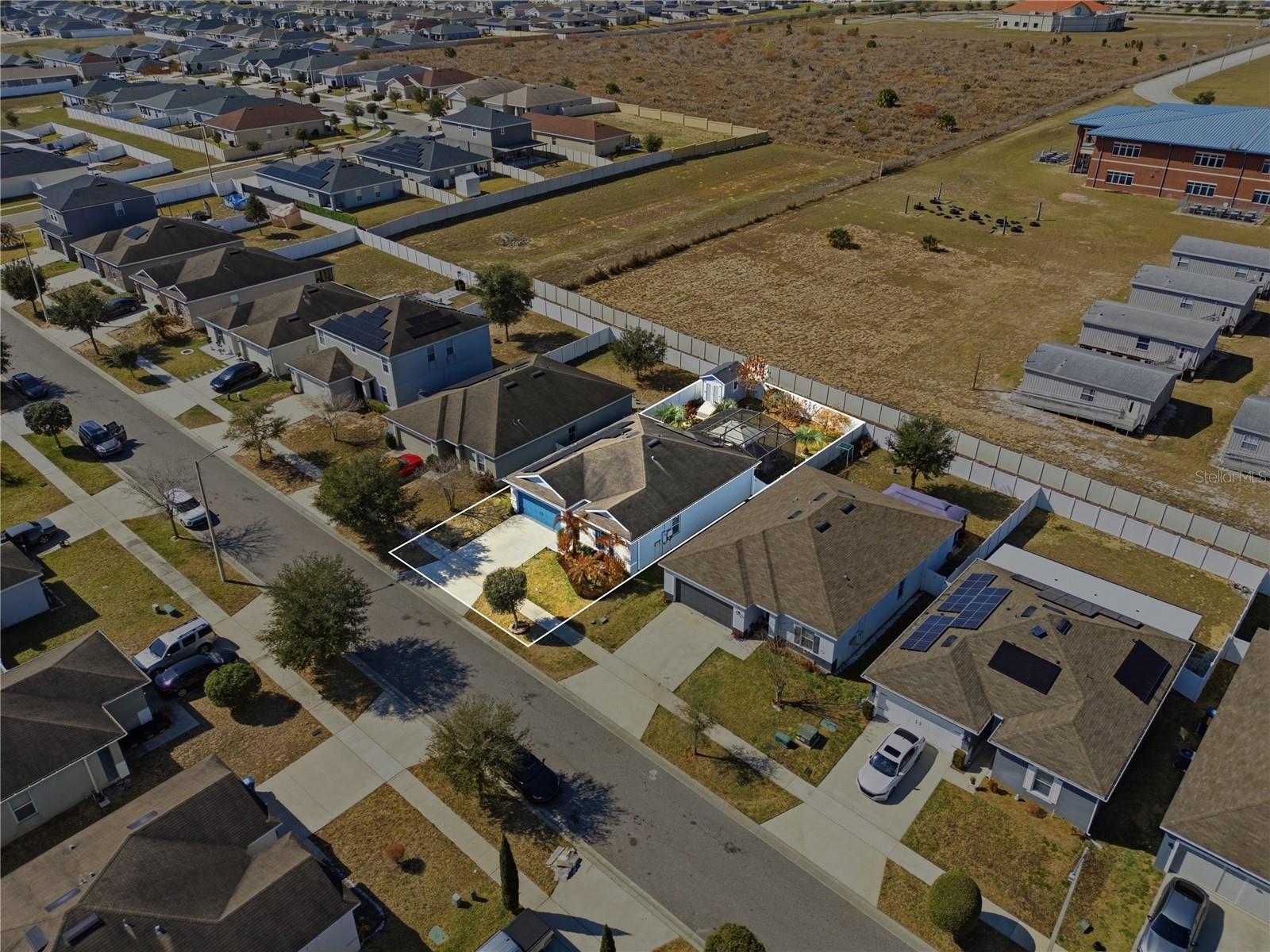 Image 4 of 36 For 224 Tanager Street