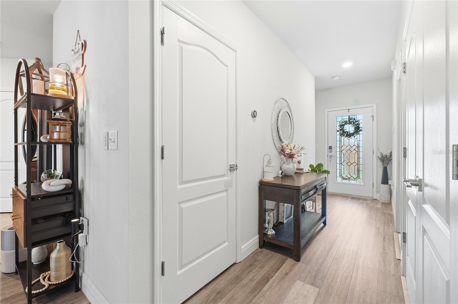 Image 6 of 36 For 224 Tanager Street