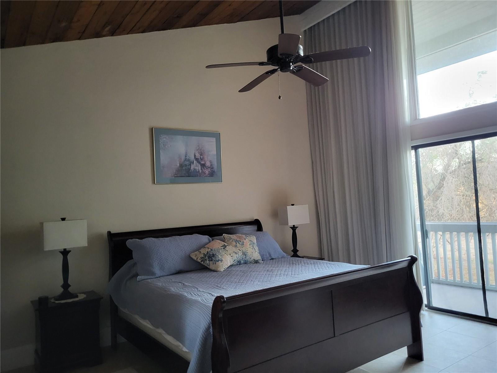 Image 11 of 15 For 706 Olde Camelot Circle 3295-6