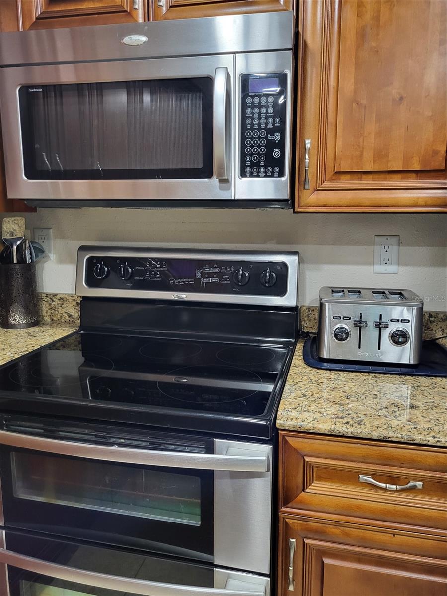 Image 3 of 15 For 706 Olde Camelot Circle 3295-6