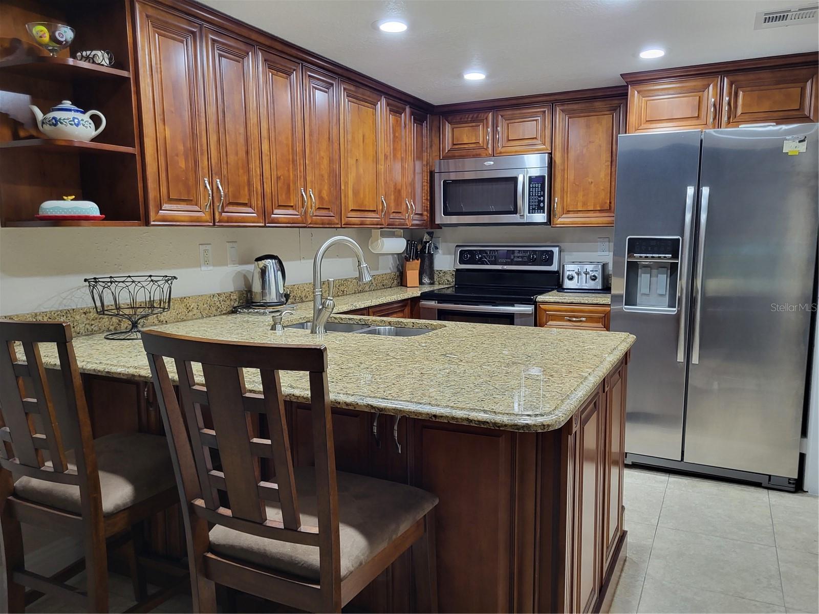 Image 4 of 15 For 706 Olde Camelot Circle 3295-6