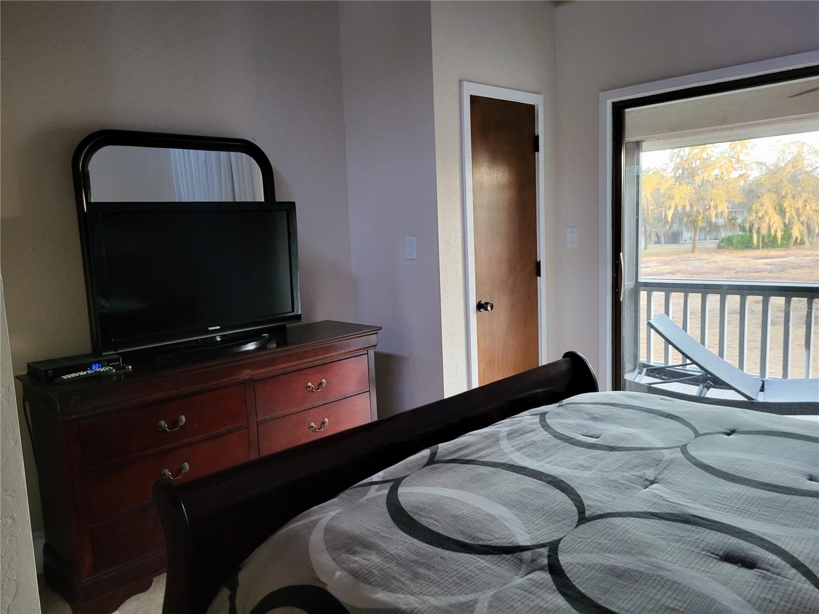 Image 8 of 15 For 706 Olde Camelot Circle 3295-6