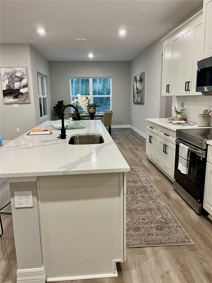 Image 4 of 8 For 15413 Pomp Parkway