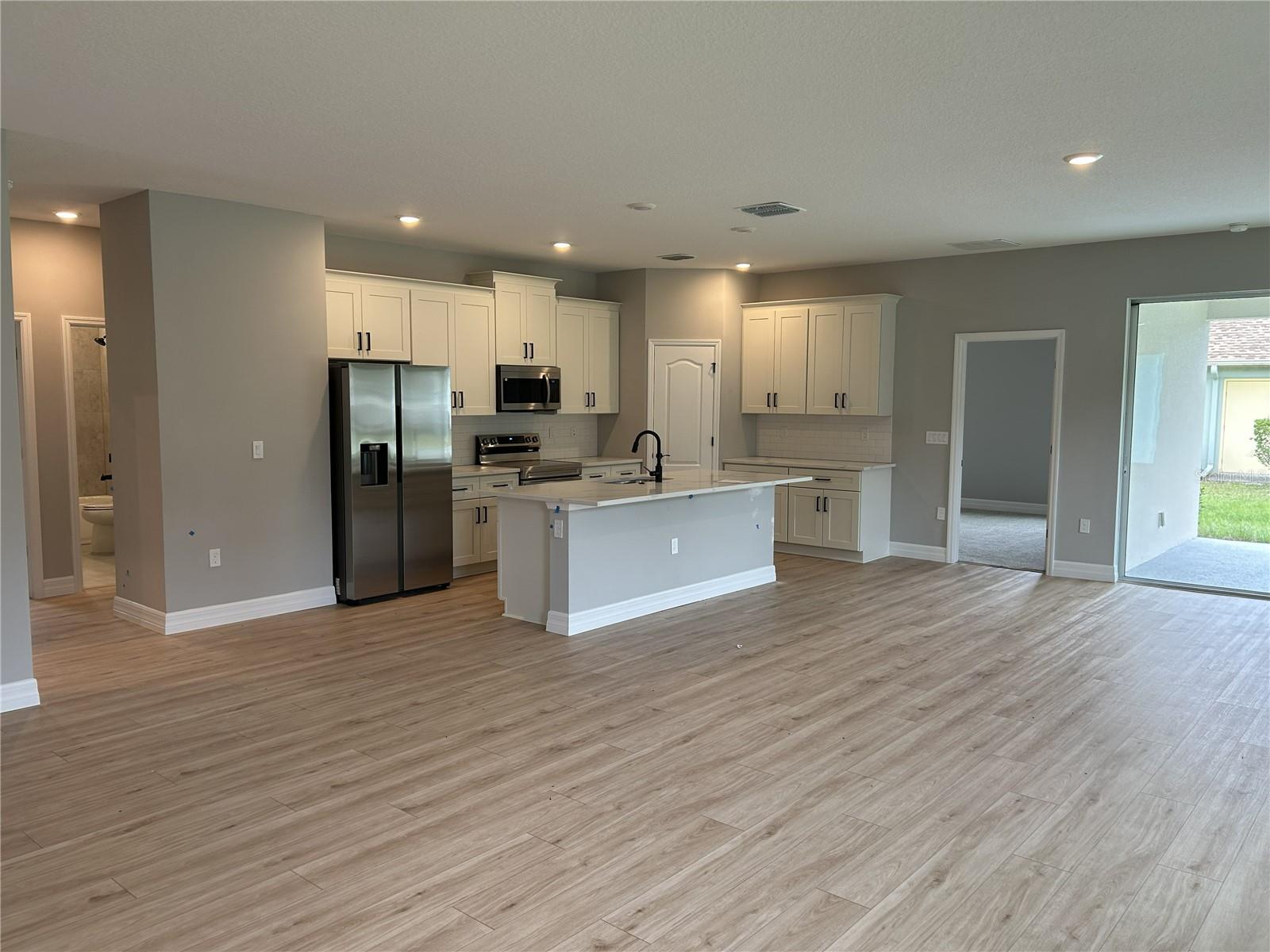 Image 7 of 23 For 8328 Christopher Lane