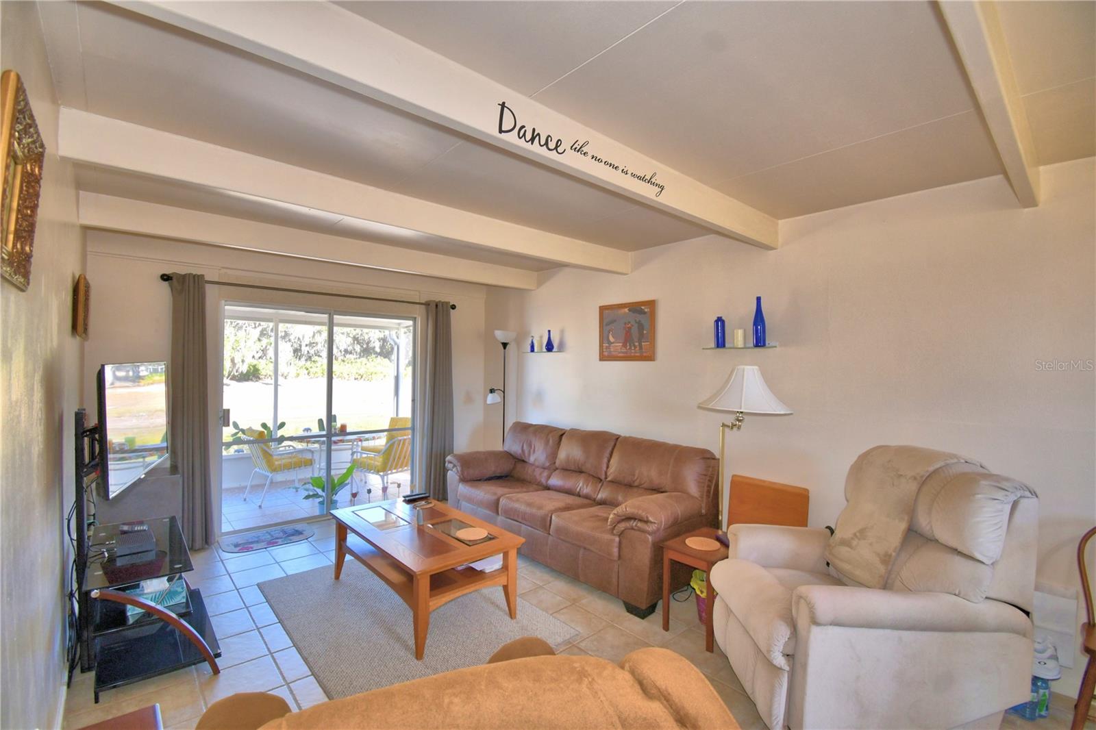 Image 13 of 49 For 2319 Club Circle