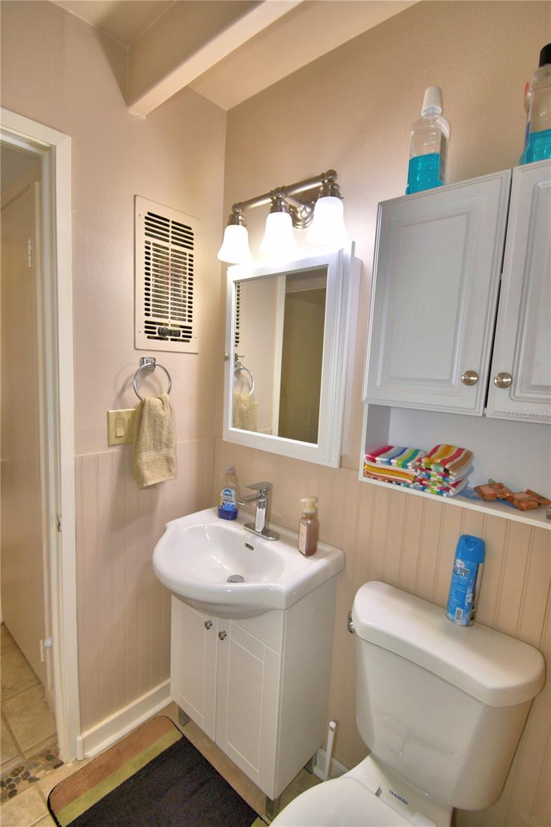 Image 17 of 49 For 2319 Club Circle