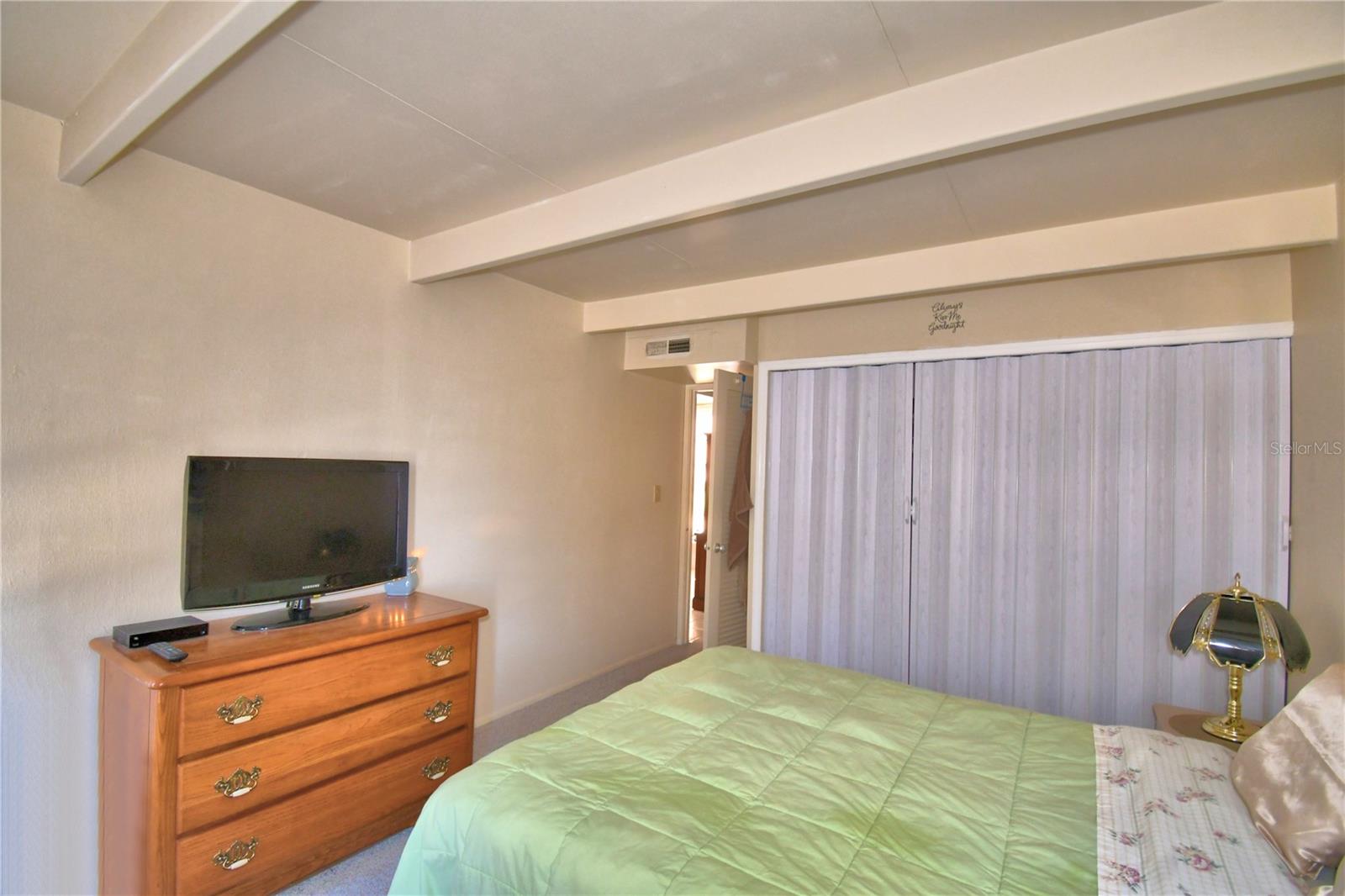 Image 19 of 49 For 2319 Club Circle