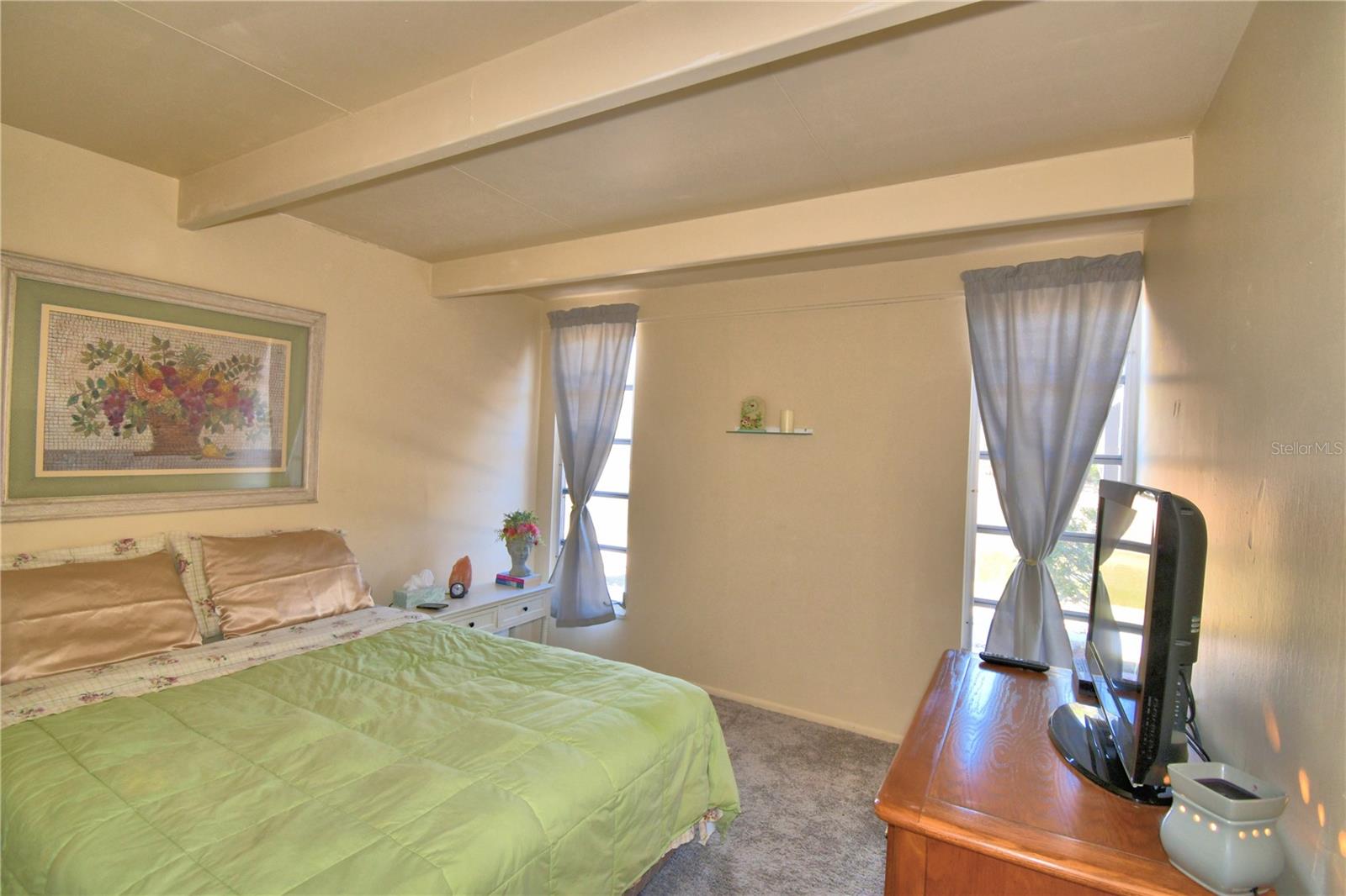 Image 21 of 49 For 2319 Club Circle