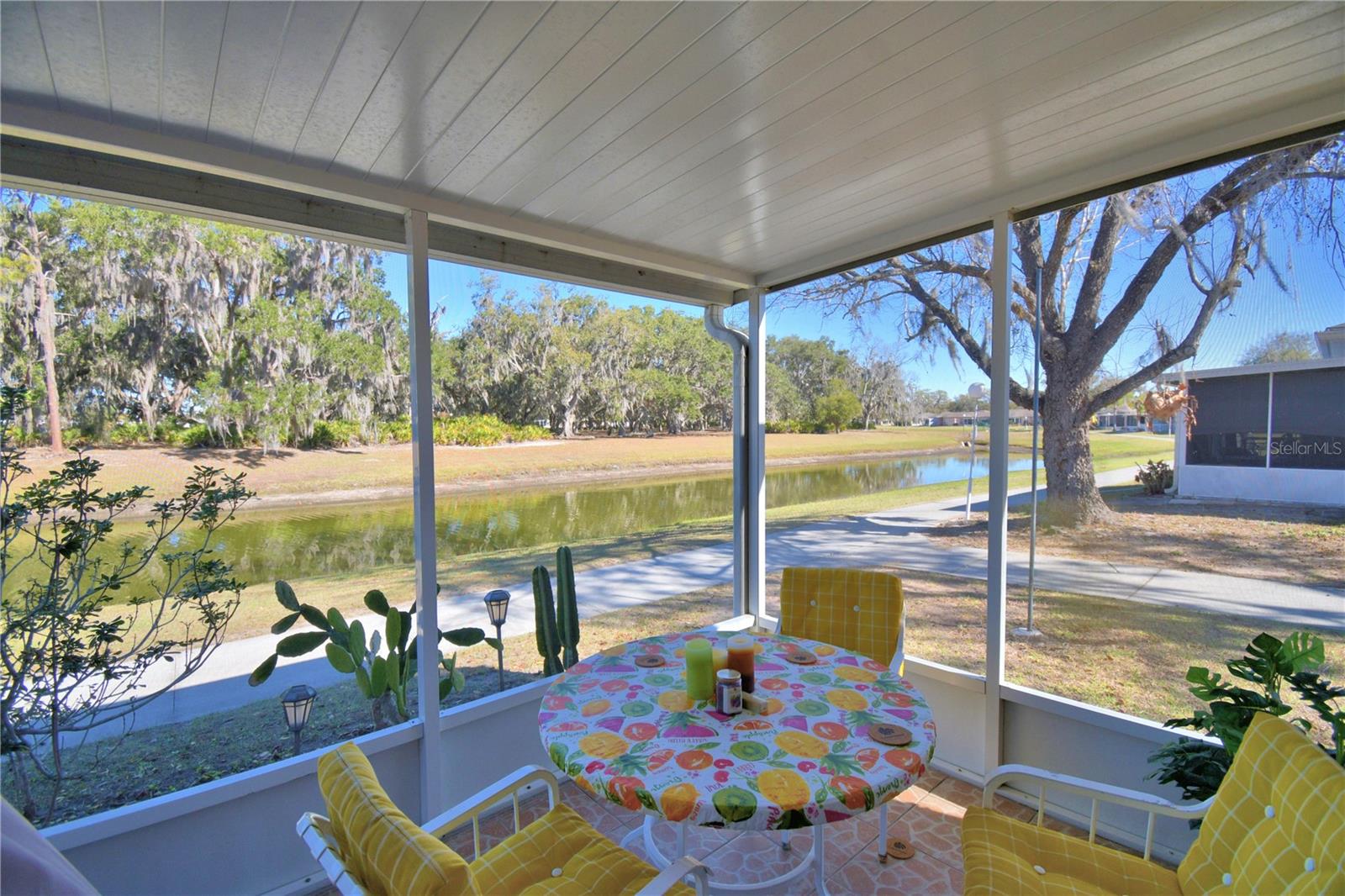 Image 22 of 49 For 2319 Club Circle