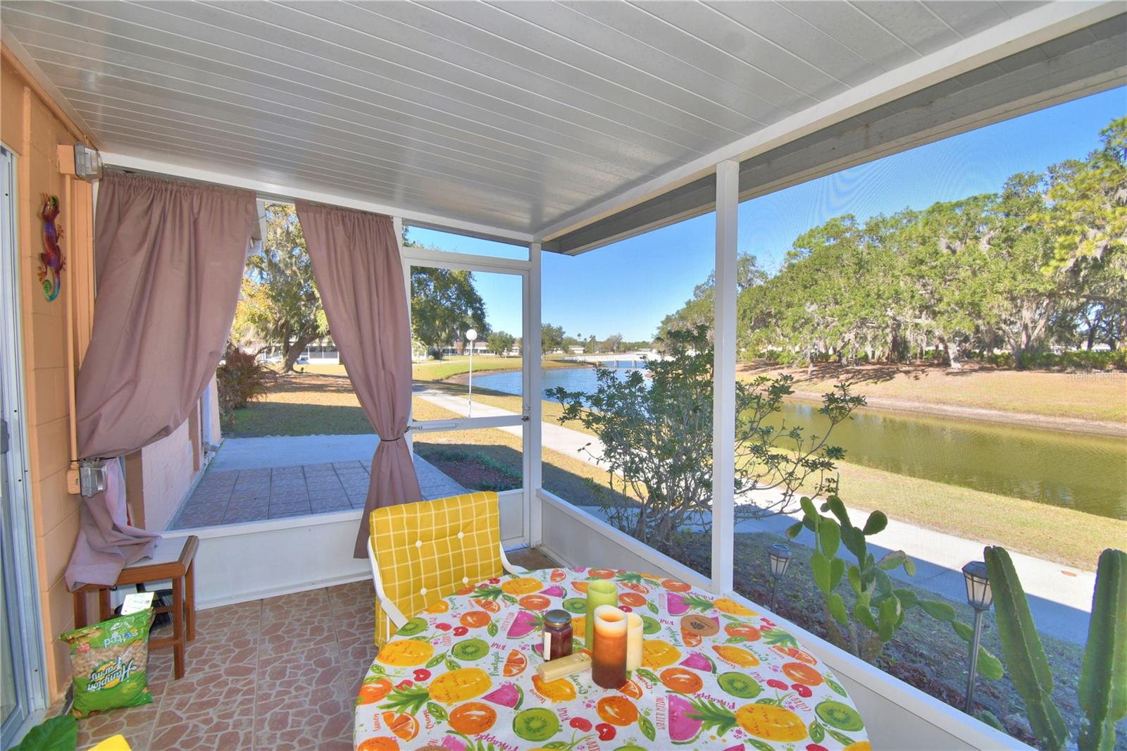 Image 25 of 49 For 2319 Club Circle