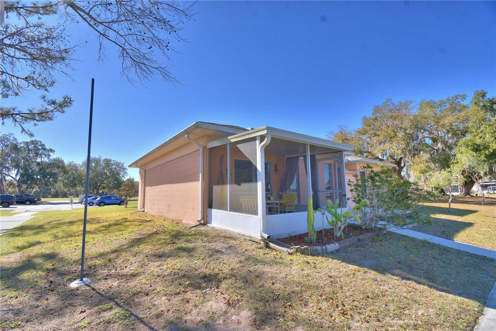 Image 28 of 49 For 2319 Club Circle