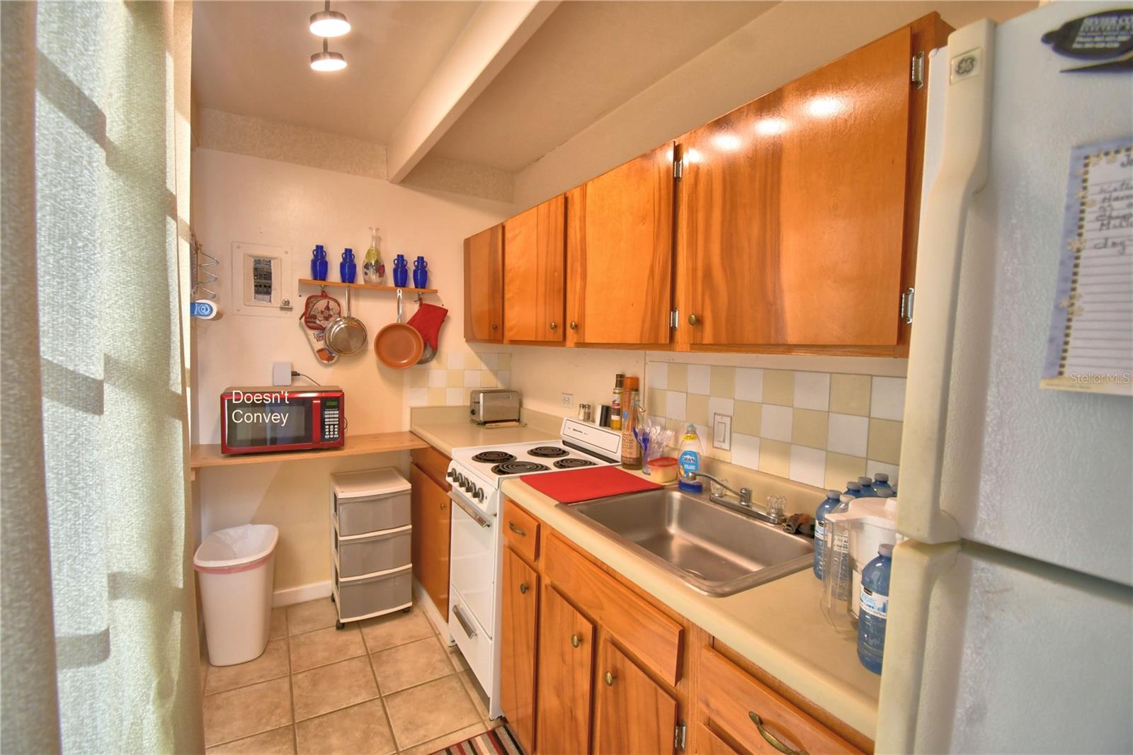 Image 8 of 49 For 2319 Club Circle