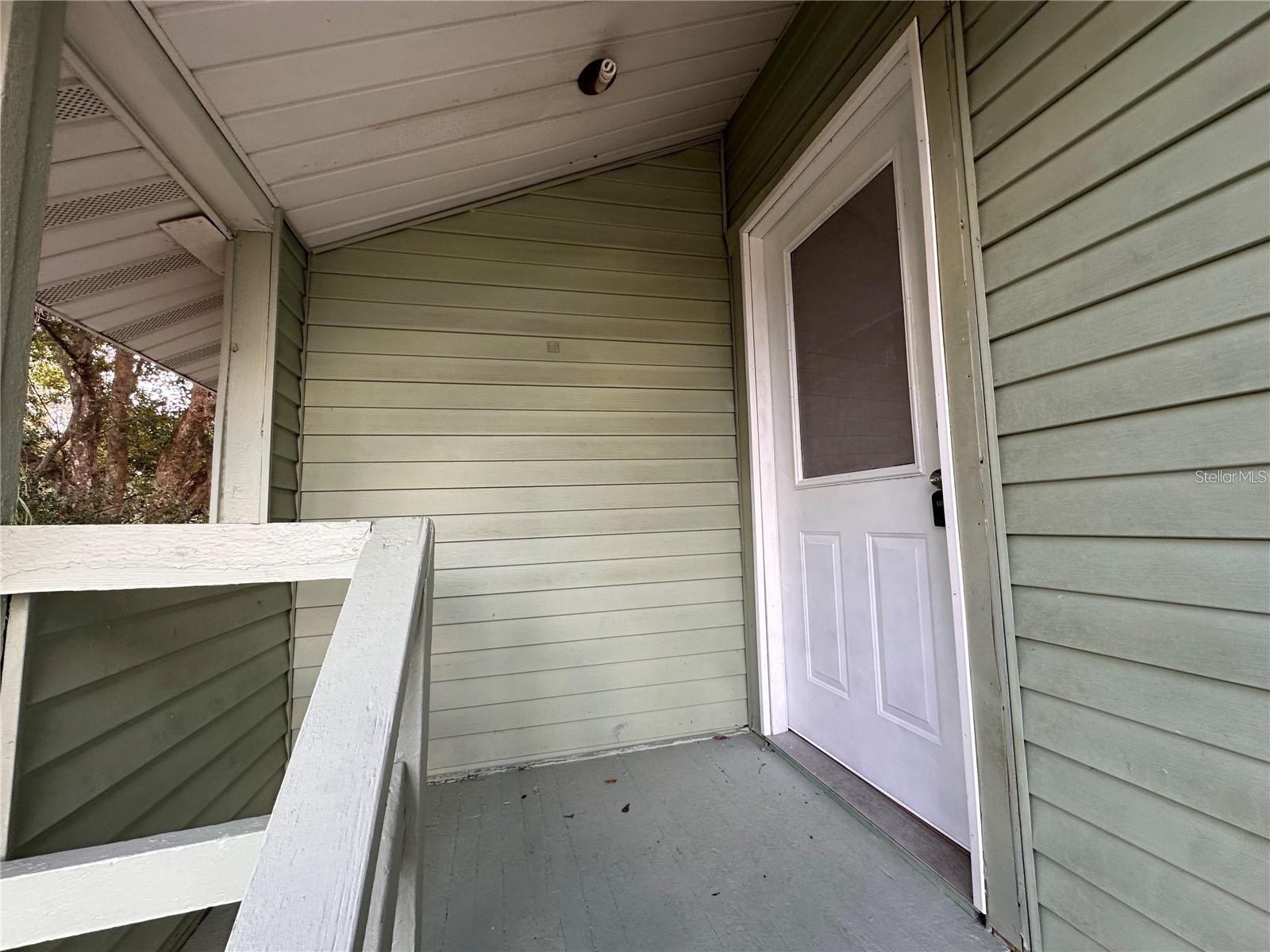 Image 3 of 24 For 1025 Main Street B