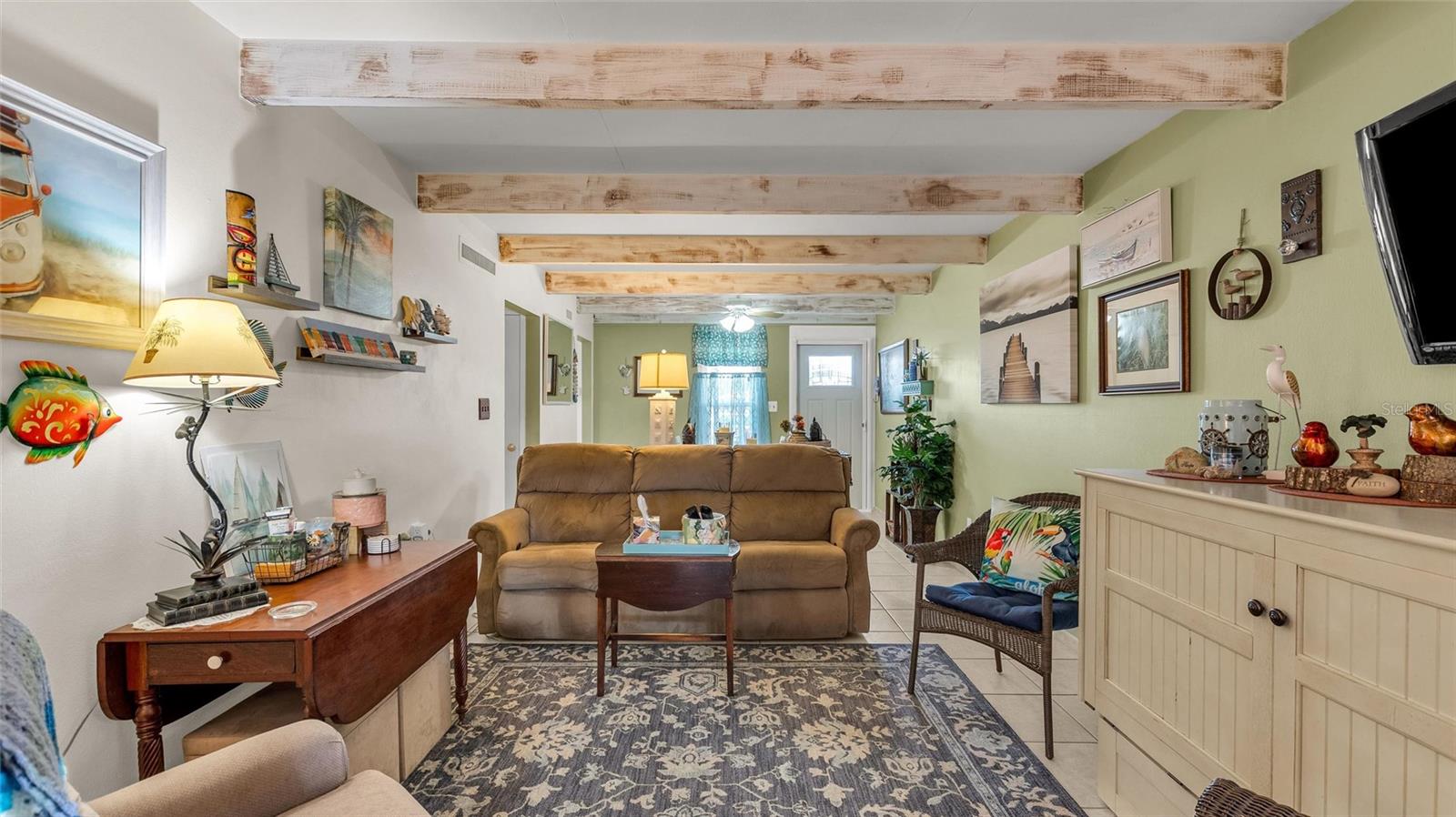 Image 7 of 33 For 5109 Club Circle