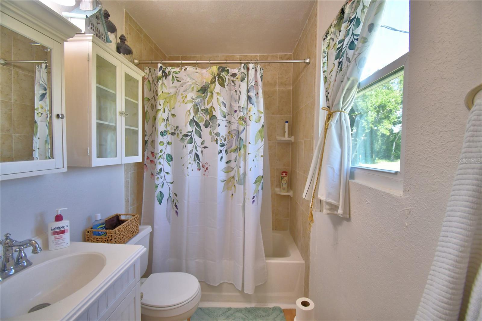 Image 28 of 55 For 4920 Old Lucerne Park Road Ne