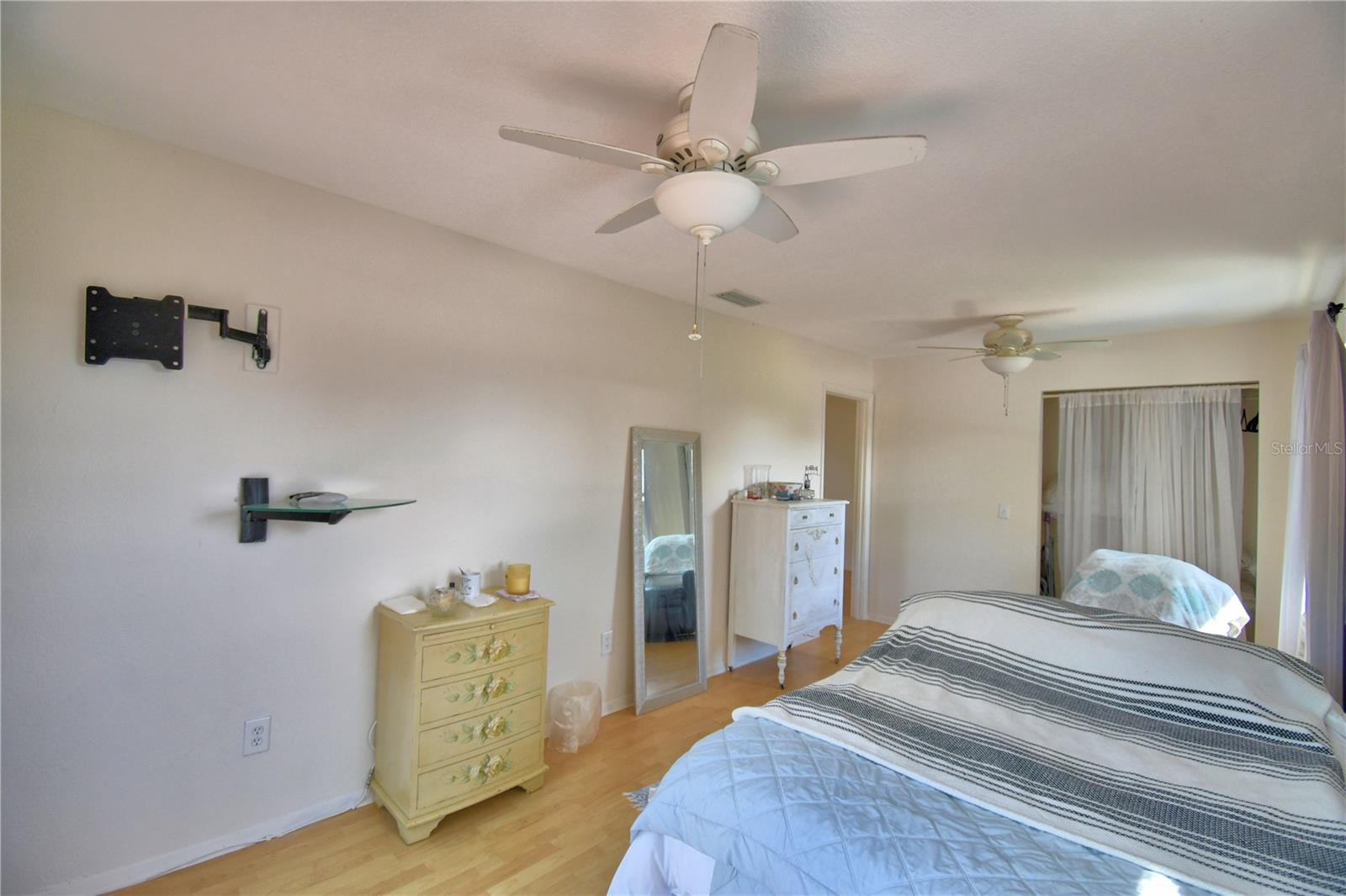 Image 37 of 55 For 4920 Old Lucerne Park Road Ne