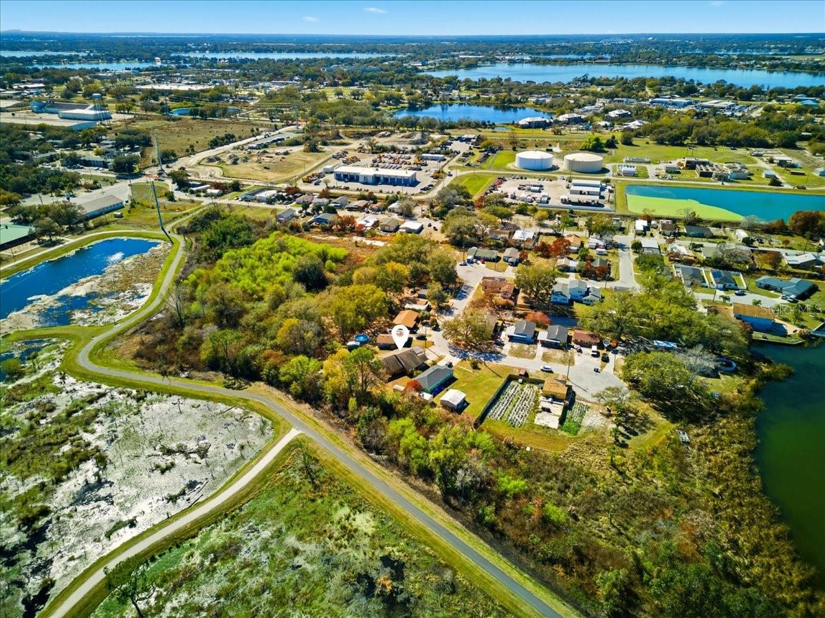 Image 7 of 44 For 111 Sunset Drive E