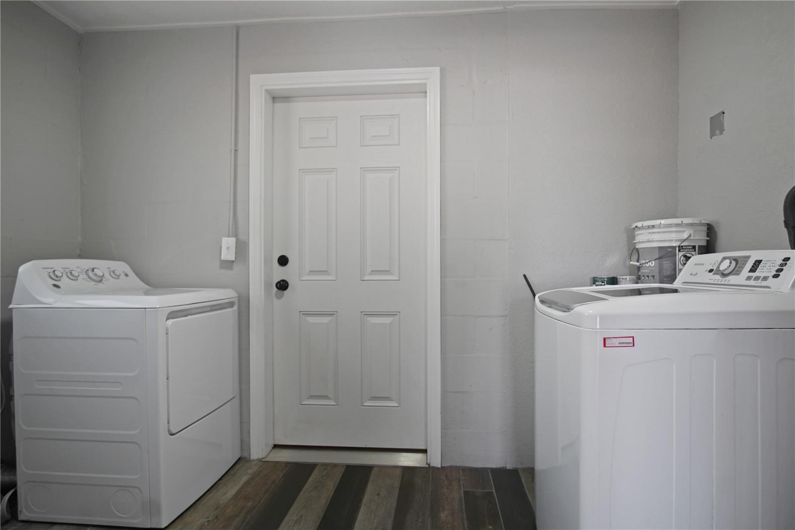 Image 17 of 26 For 213 Bougainvillea Avenue