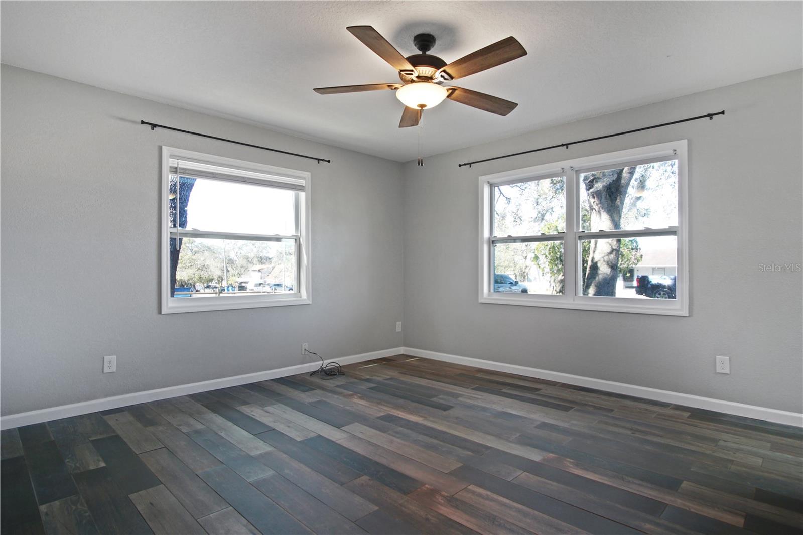 Image 6 of 26 For 213 Bougainvillea Avenue