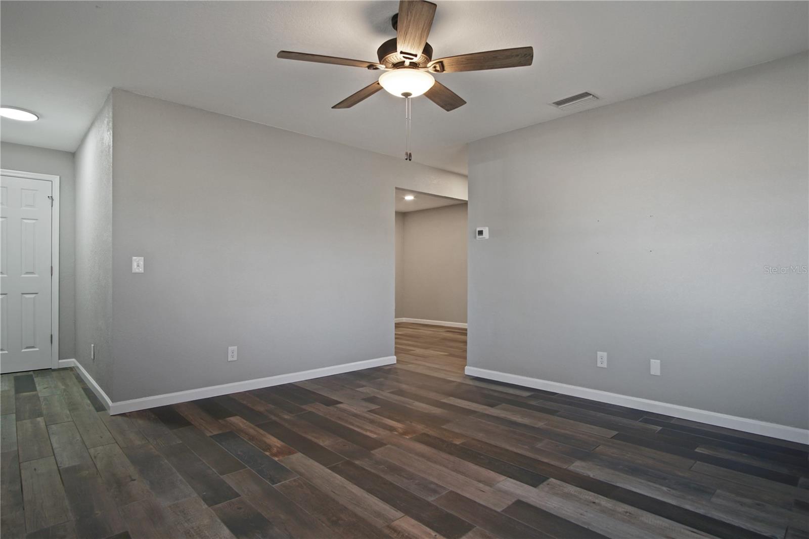 Image 7 of 26 For 213 Bougainvillea Avenue