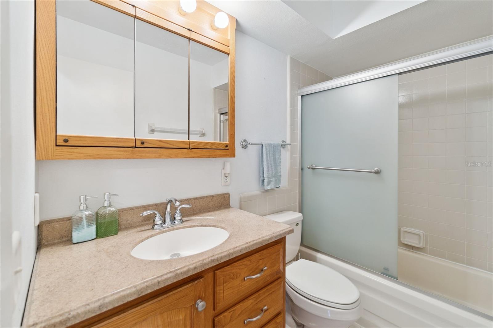 Image 15 of 23 For 688 Augusta Road