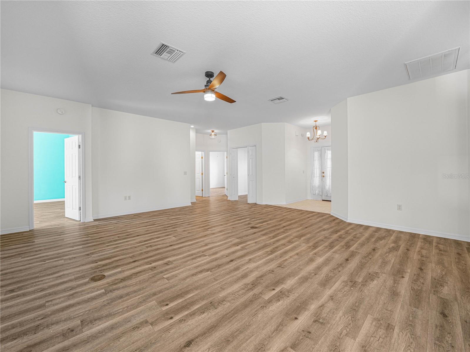 Image 14 of 62 For 4115 Aberdeen Lane