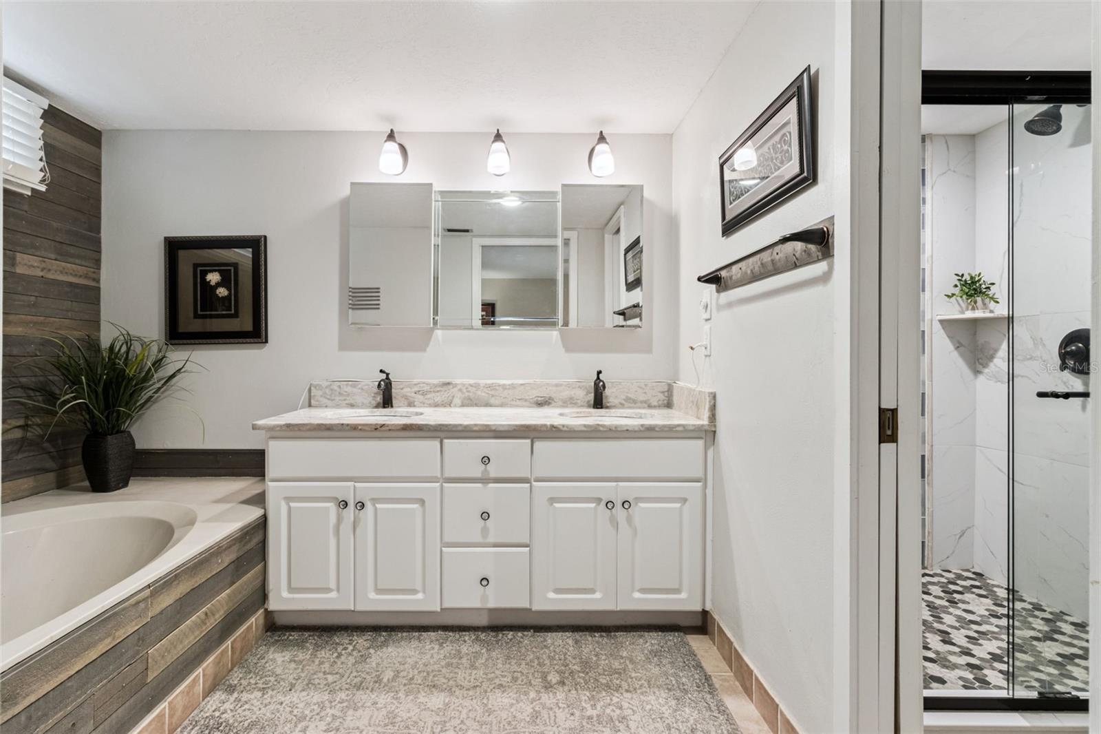 Image 12 of 20 For 62 Nottingham Way