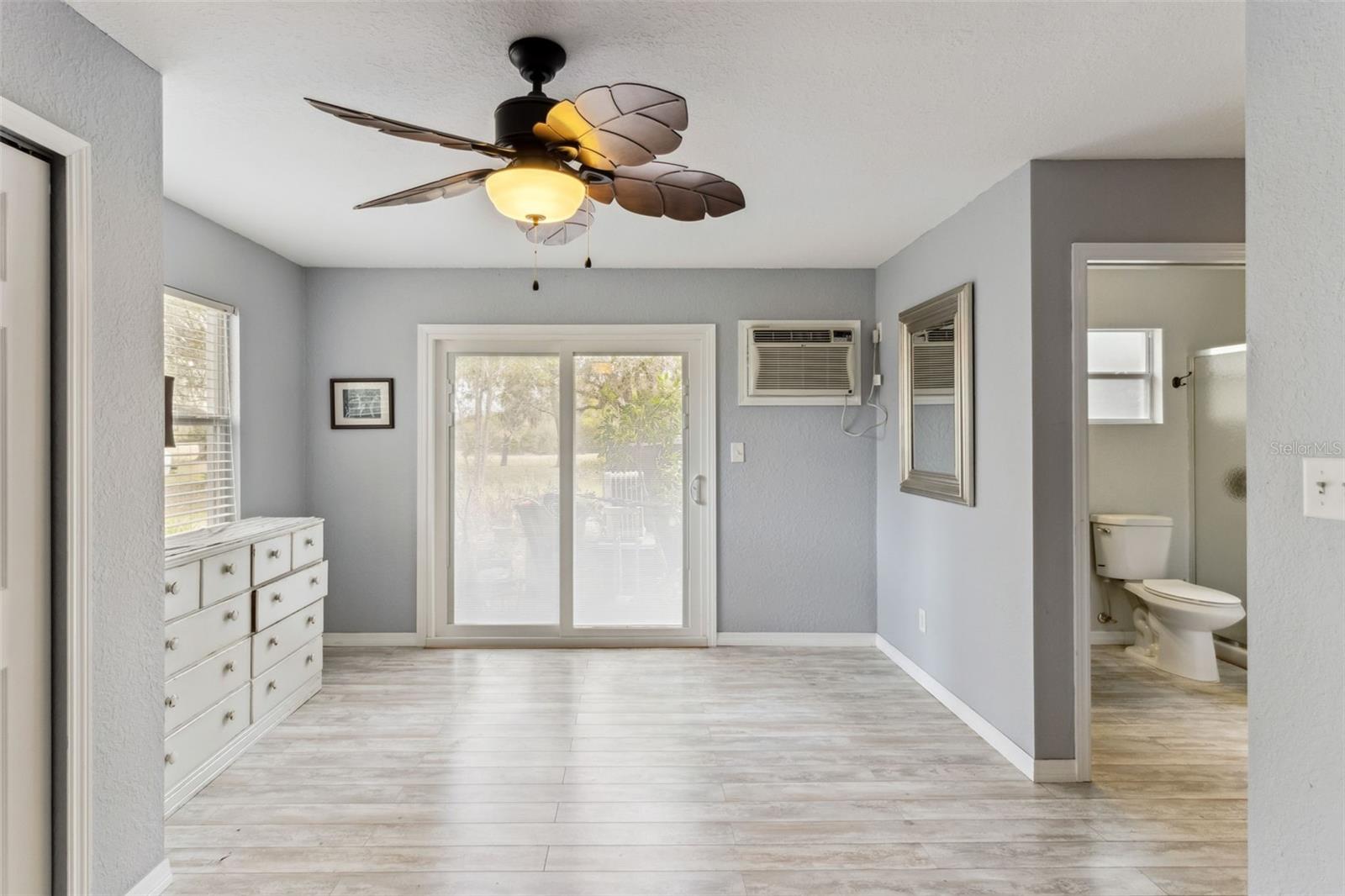 Image 17 of 20 For 62 Nottingham Way