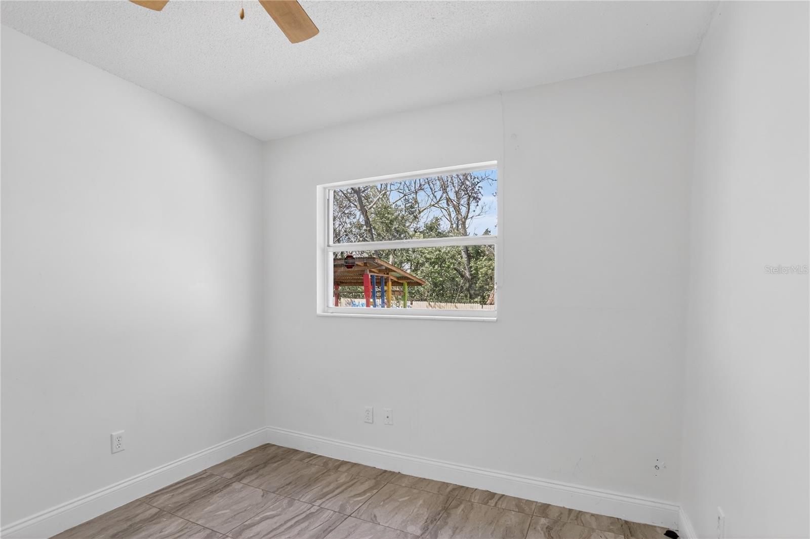 Image 22 of 39 For 8071 Rhea Circle