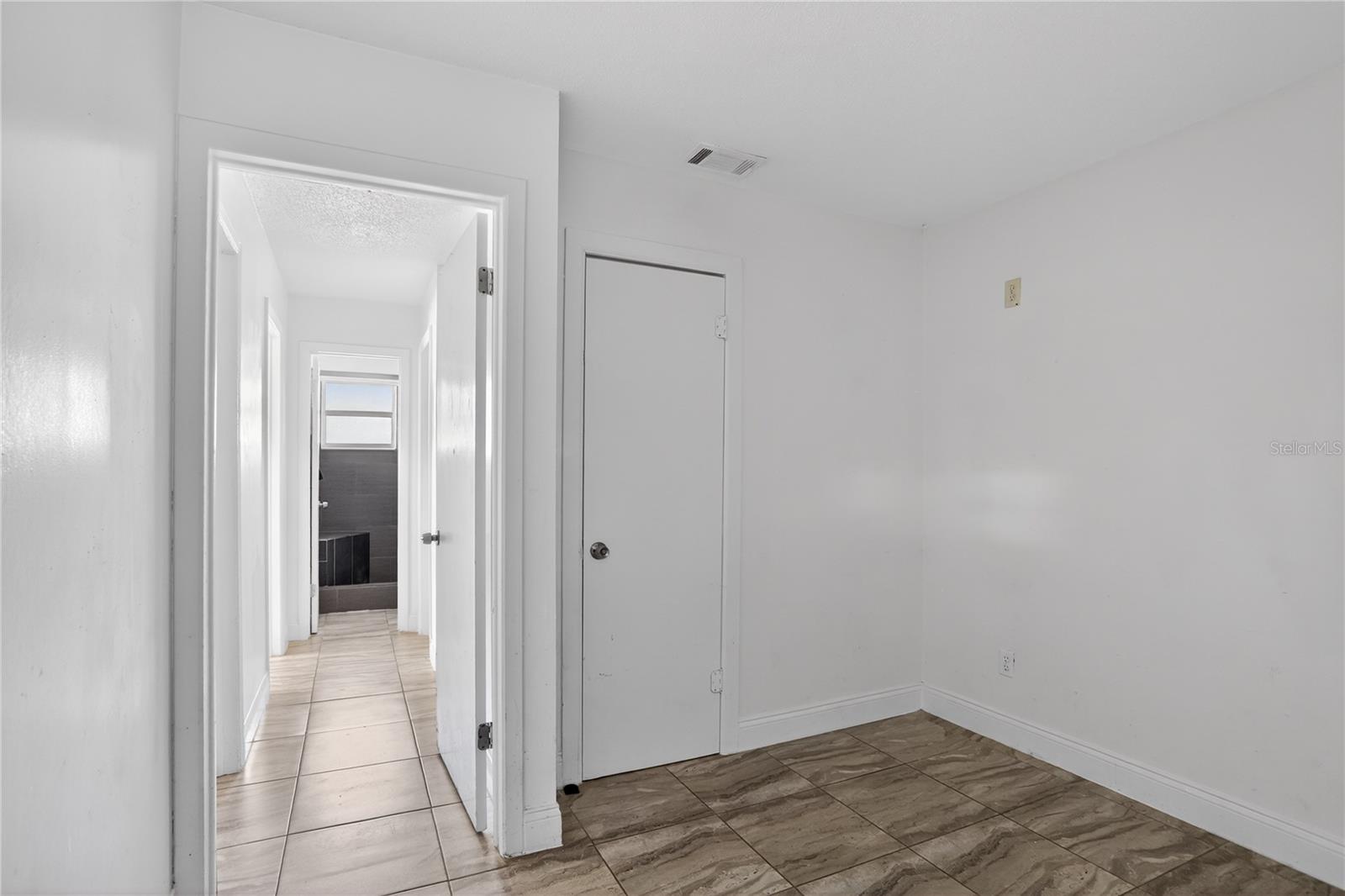 Image 26 of 39 For 8071 Rhea Circle