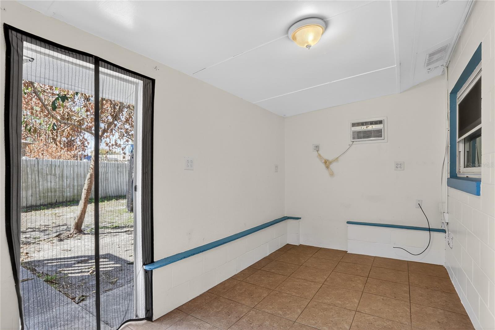 Image 30 of 39 For 8071 Rhea Circle